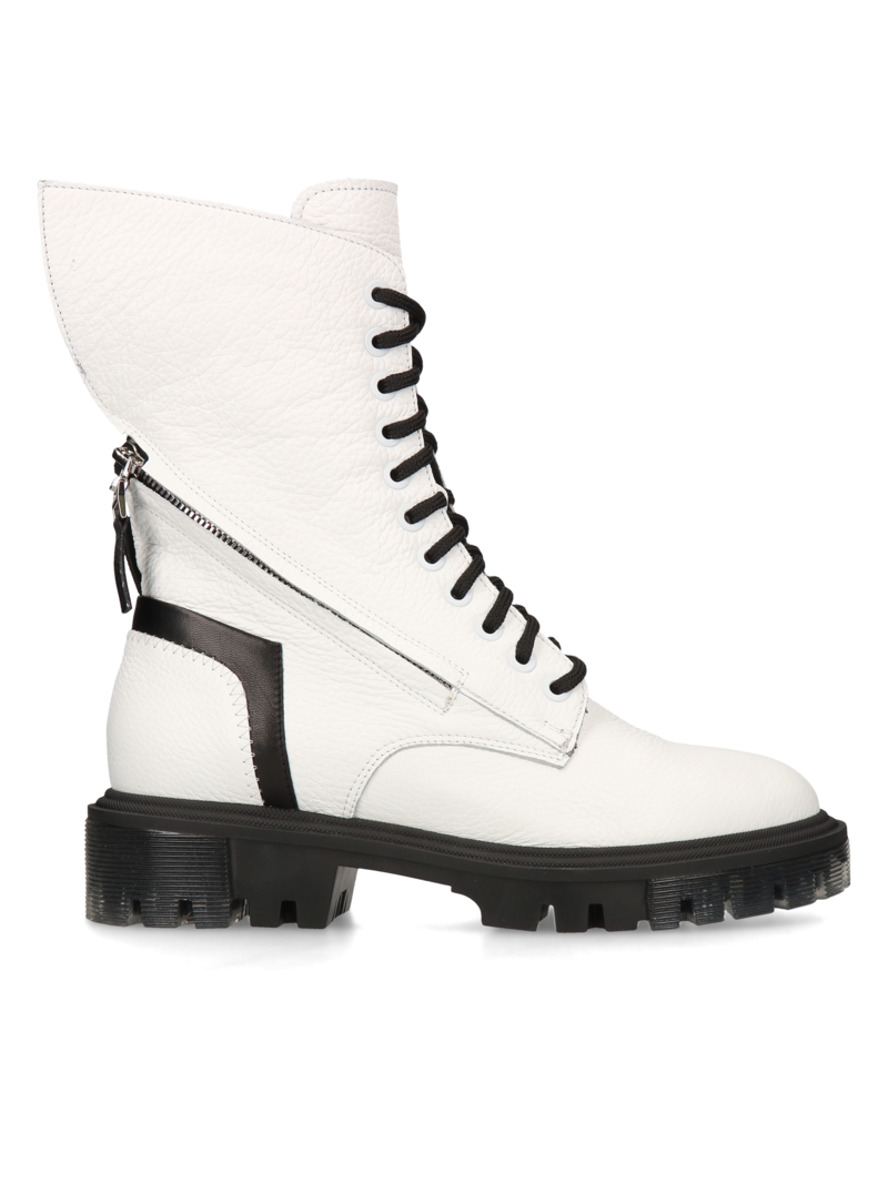 White boots Twiggy, Conhpol Bis, Konopka Shoes
