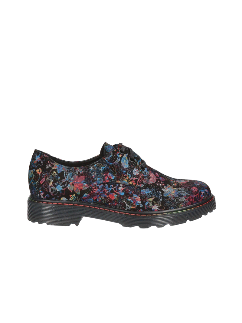 Fashionable women's shoes from the limited collection of the Polish brand Fashionable women's shoes from the limited collection of the Polish brand