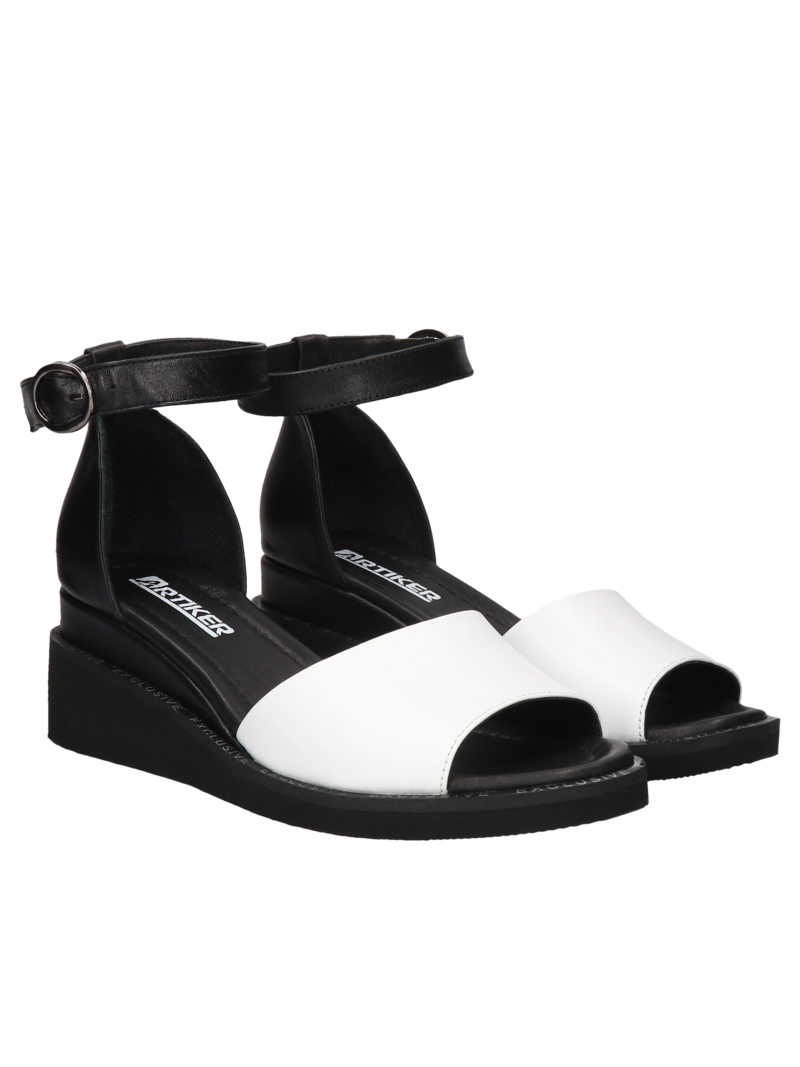 Black and white sandals Iwa, Artiker, Konopka Shoes