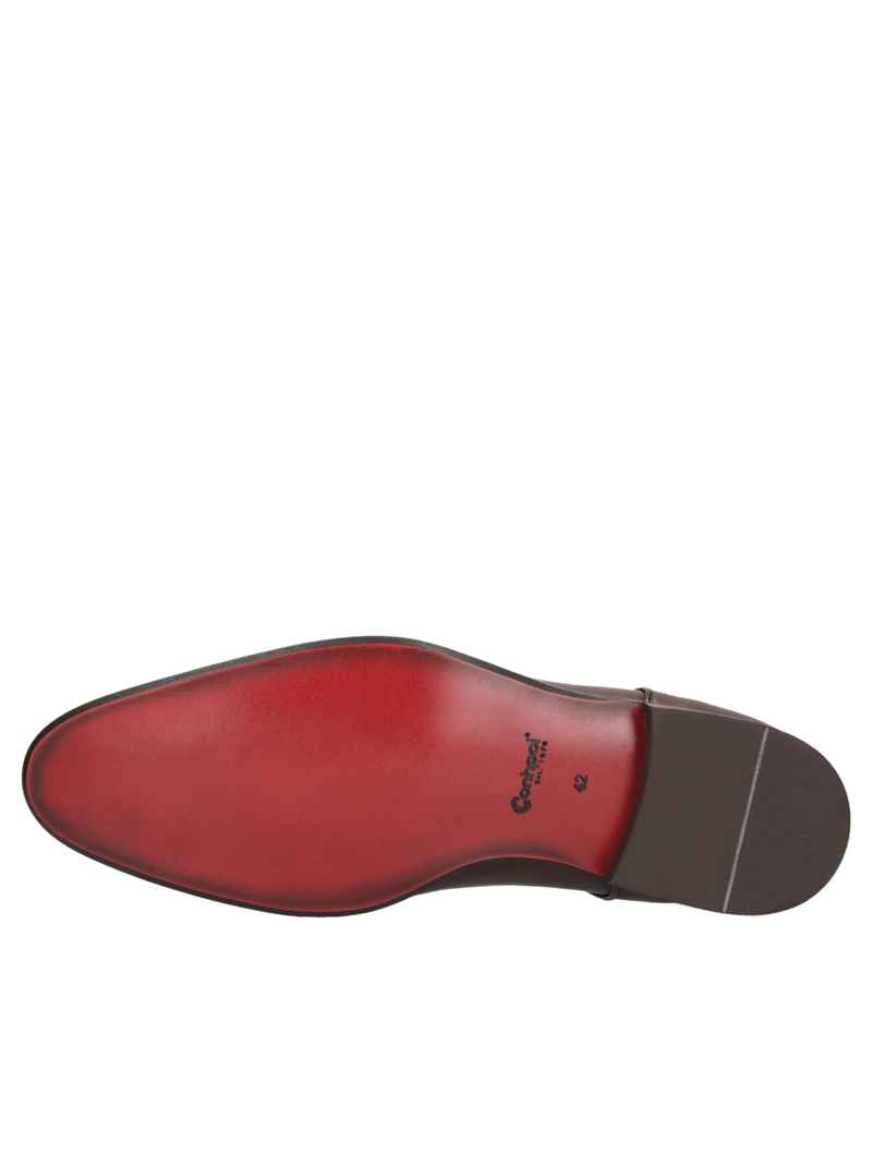 Classic, elegant model of leather oxfords, ideal shoes for a suit