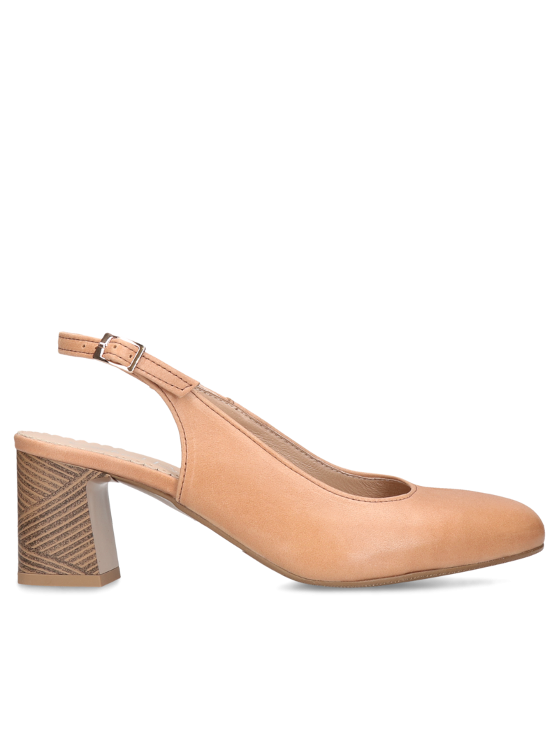 Beige pumps Matylda, Conhpol Relax - Polish production, Pumps, RE2676-01, Konopka Shoes