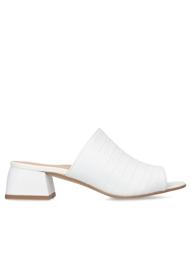 White flip-flops Clarie, Conhpol Relax, Konopka Shoes