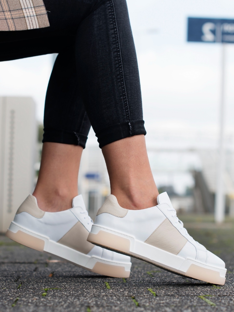 White and beige sneakers Annie, Conhpol Bis, Konopka Shoes