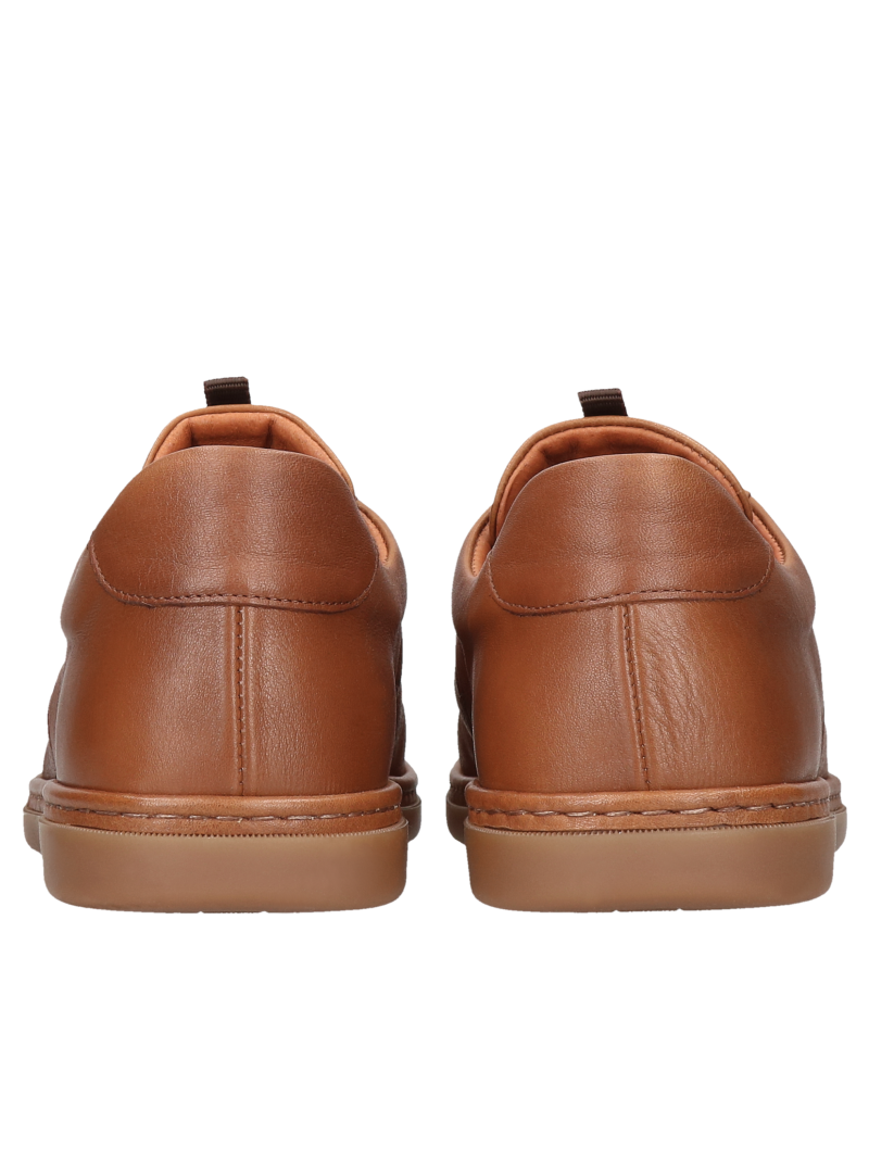Casual leather shoes, soft and flexible ideal for work