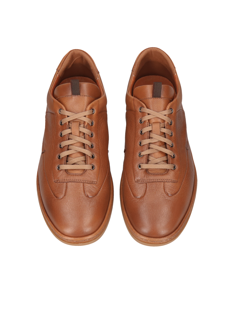 Casual leather shoes, soft and flexible ideal for work