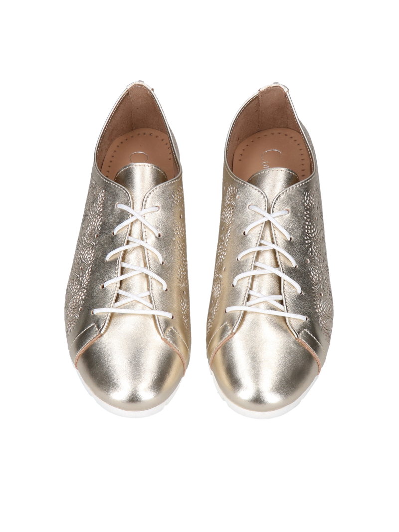 Gold women's sneakers - a combination of classic and modern Gold women's sneakers - a combination of classic and modern