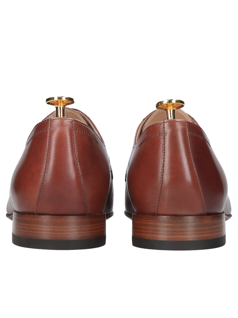 Luxury shoes with leather soles, men's brown shoes made of Conhpol Gold leather, elegant men's shoes with leather soles