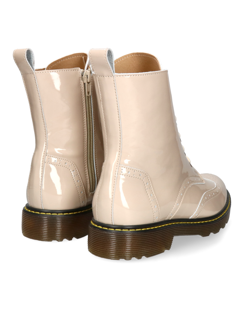 Beige boots Marion patent leather , Conhpol Relax - polish production, RE2752-01, Boots, Konopka Shoes Beige boots Marion patent leather , Conhpol Relax - polish production, RE2752-01, Boots, Konopka Shoes