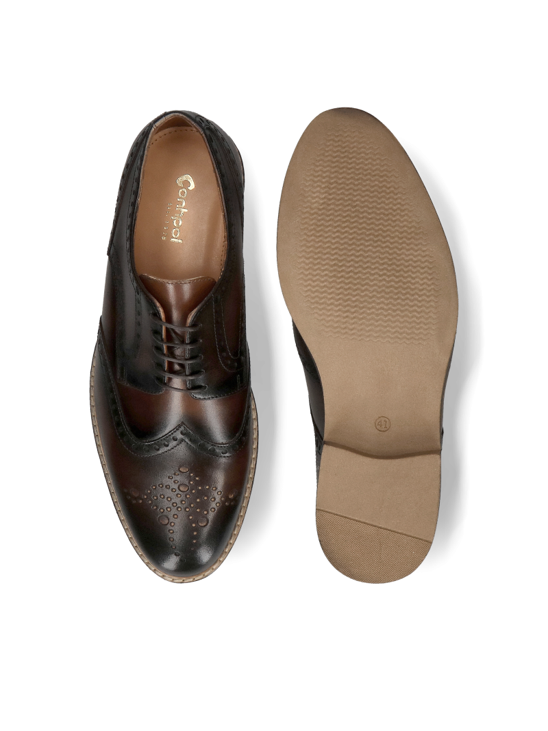 Classic men's brogues perfect for casual styling Classic men's brogues perfect for casual styling