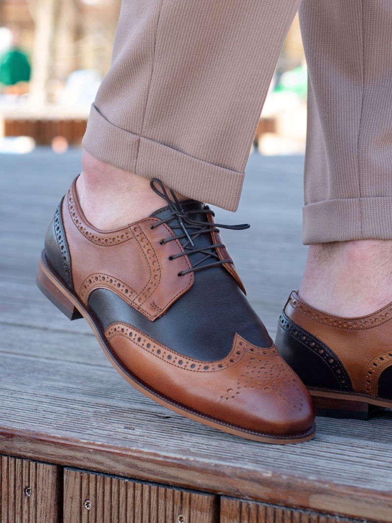 Men's leather shoes, brogues brown and black, hand-painted