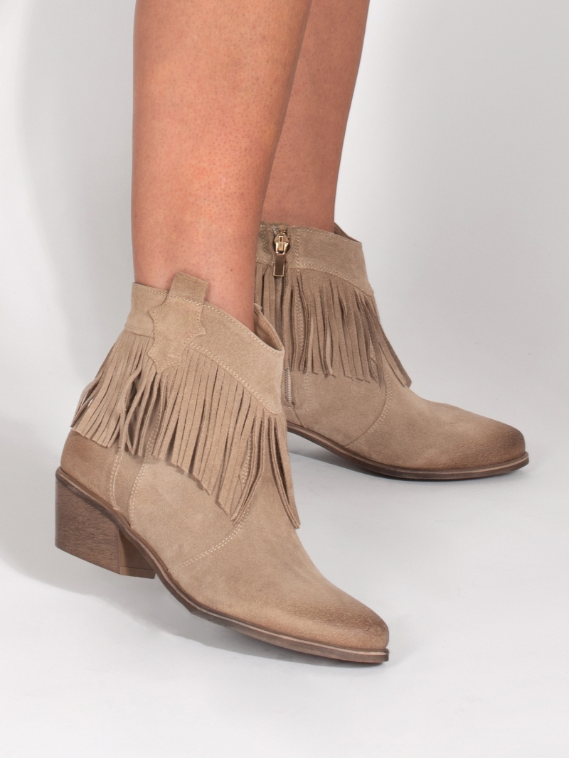 Beige cowgirl boots Matilde leather, DU0020-01, Cowboy boots, Konopka Shoes