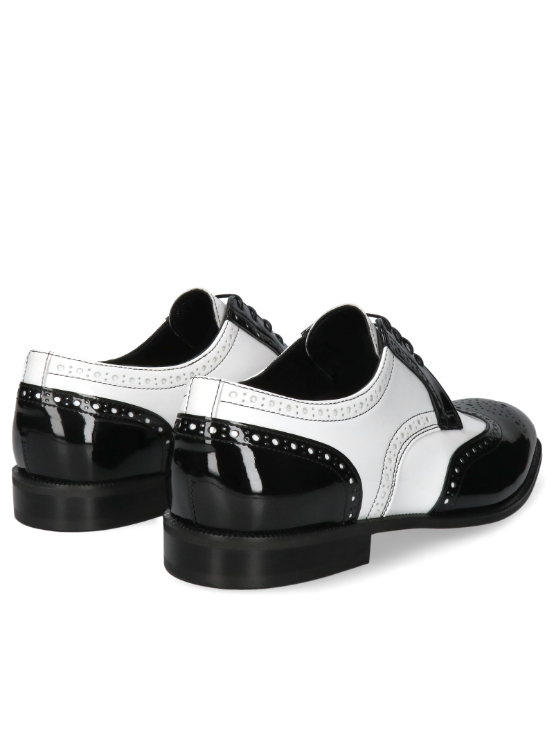 Black and white shoes Henry, Conhpol - Polish production Black and white shoes Henry, Conhpol - Polish production