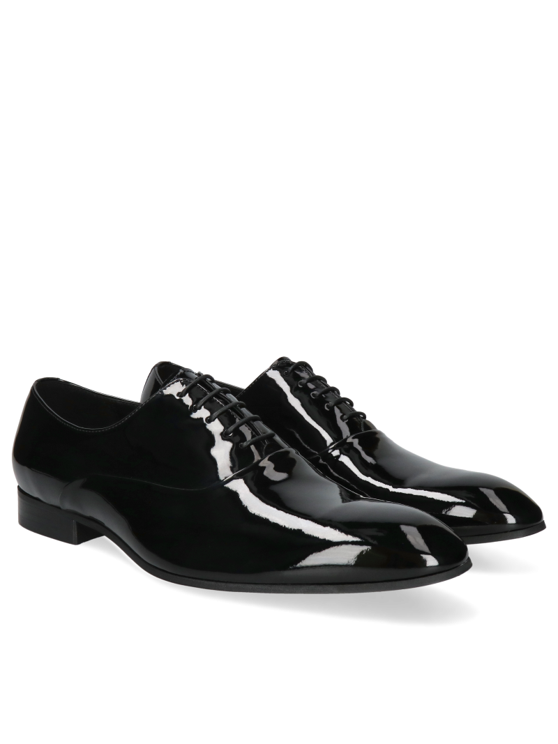Black lacquered oxfords - Perfection for your wedding and reception Black lacquered oxfords - Perfection for your wedding and reception