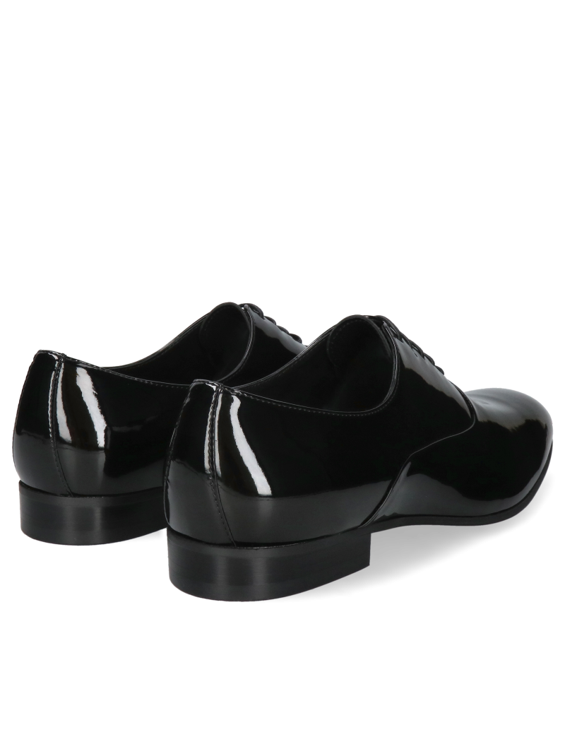 Black lacquered oxfords - Perfection for your wedding and reception Black lacquered oxfords - Perfection for your wedding and reception