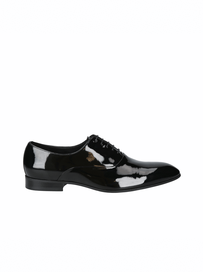 Black lacquered oxfords - Perfection for your wedding and reception Black lacquered oxfords - Perfection for your wedding and reception