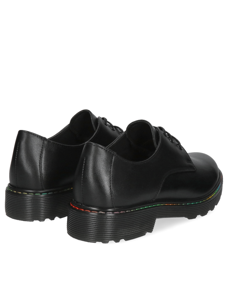 Polish women's shoes a combination of classic and modern