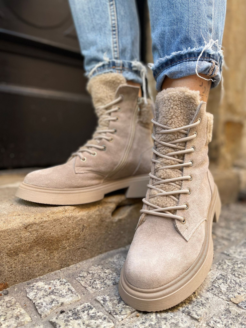 Women's beige boots Kari in natural suede leather, Kampa - Polish production, Biker & worker boots, KK0012-01, Konopka Shoes