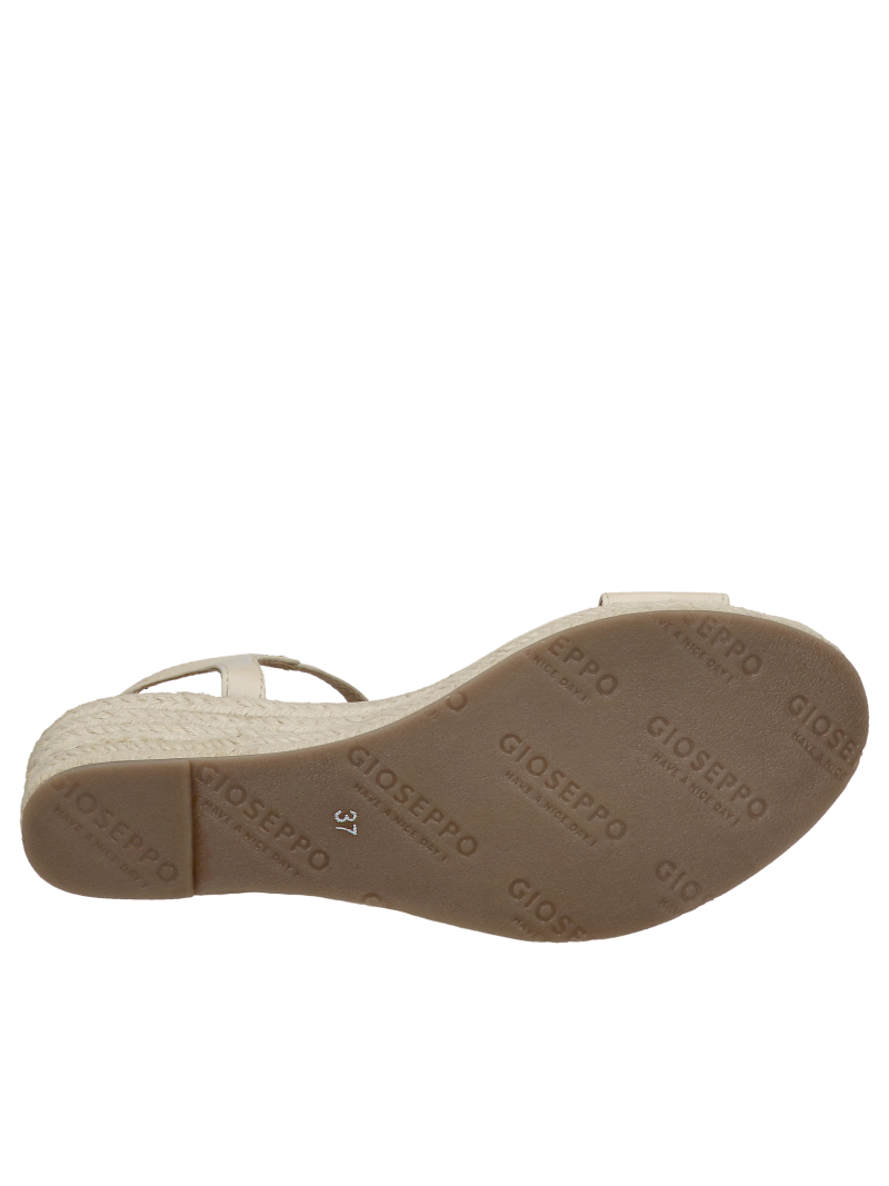 Your new favorite shoes for the summer women's sandals on a platform, Konopka shoes