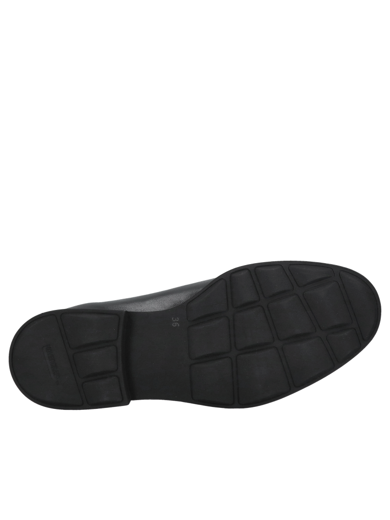 Stylish and comfortable slip-on women's shoes with unique decoration