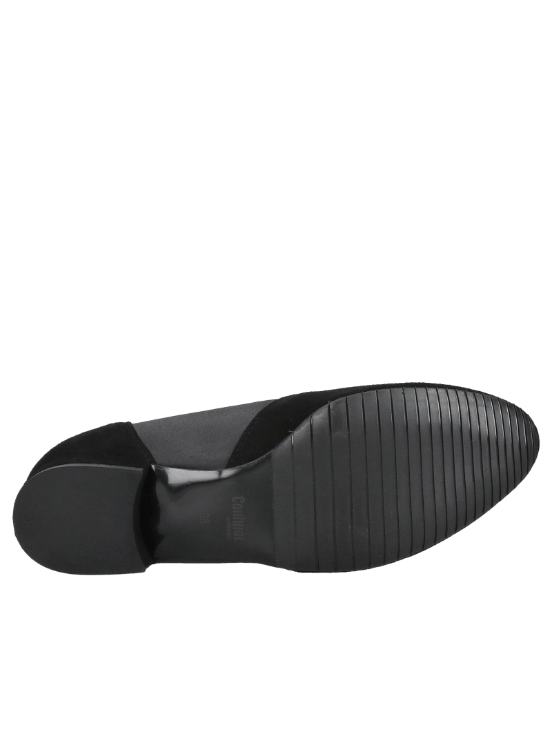 Elegant women's slip-on low heel shoes, comfortable and stylish