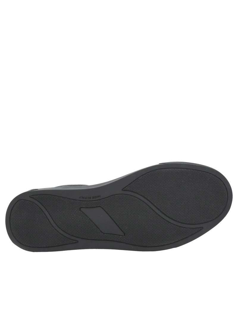 Men's sports shoes,sneakers made of leather, Made in Poland