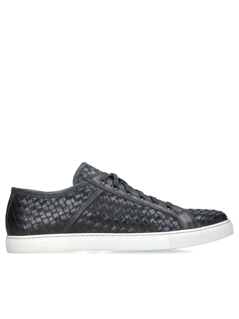 Lace-up men's sports shoes in hand-knotted leather, premium quality
