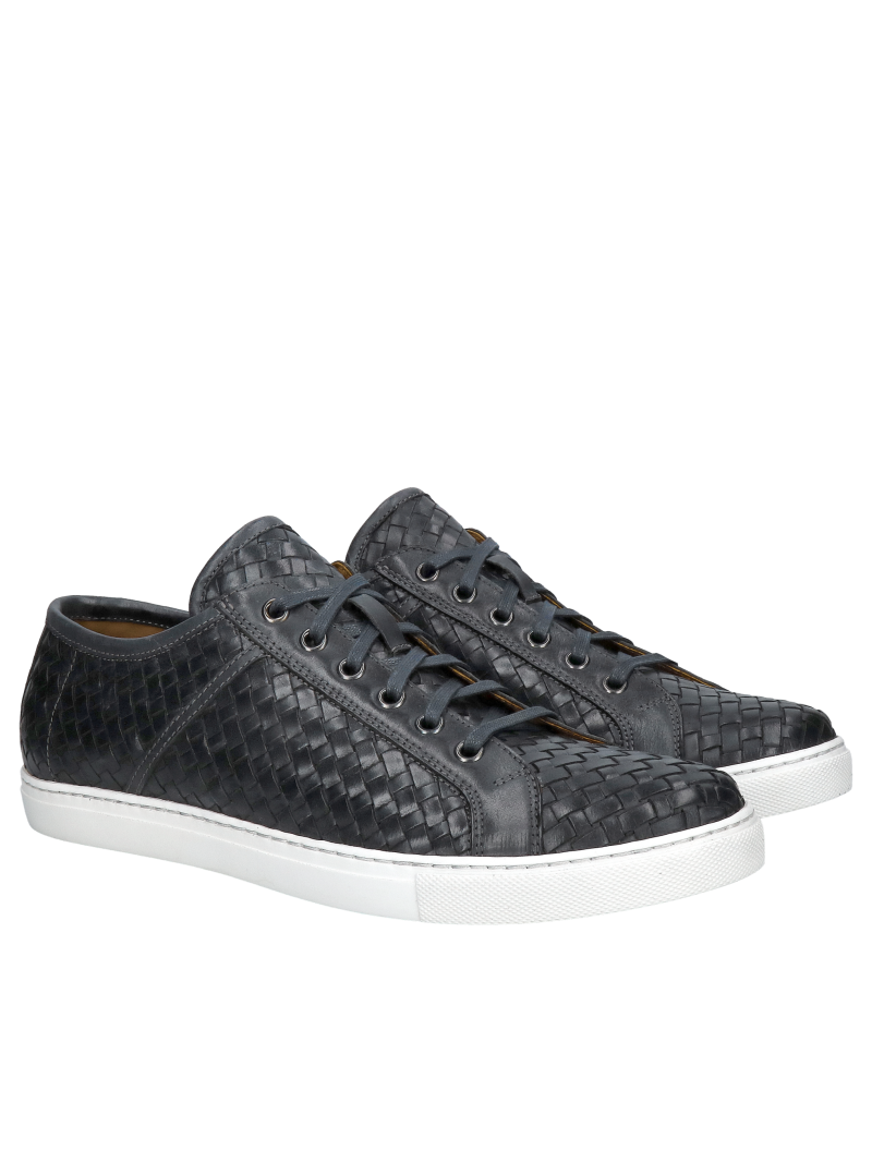 Lace-up men's sports shoes in hand-knotted leather, premium quality