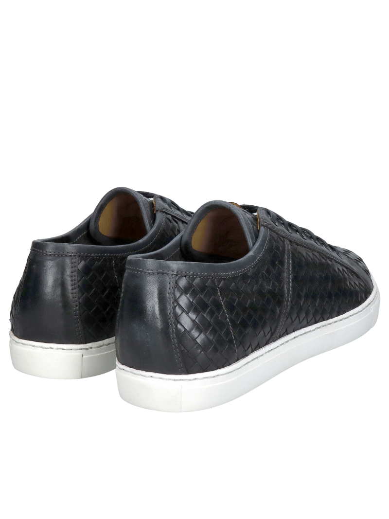 Lace-up men's sports shoes in hand-knotted leather, premium quality