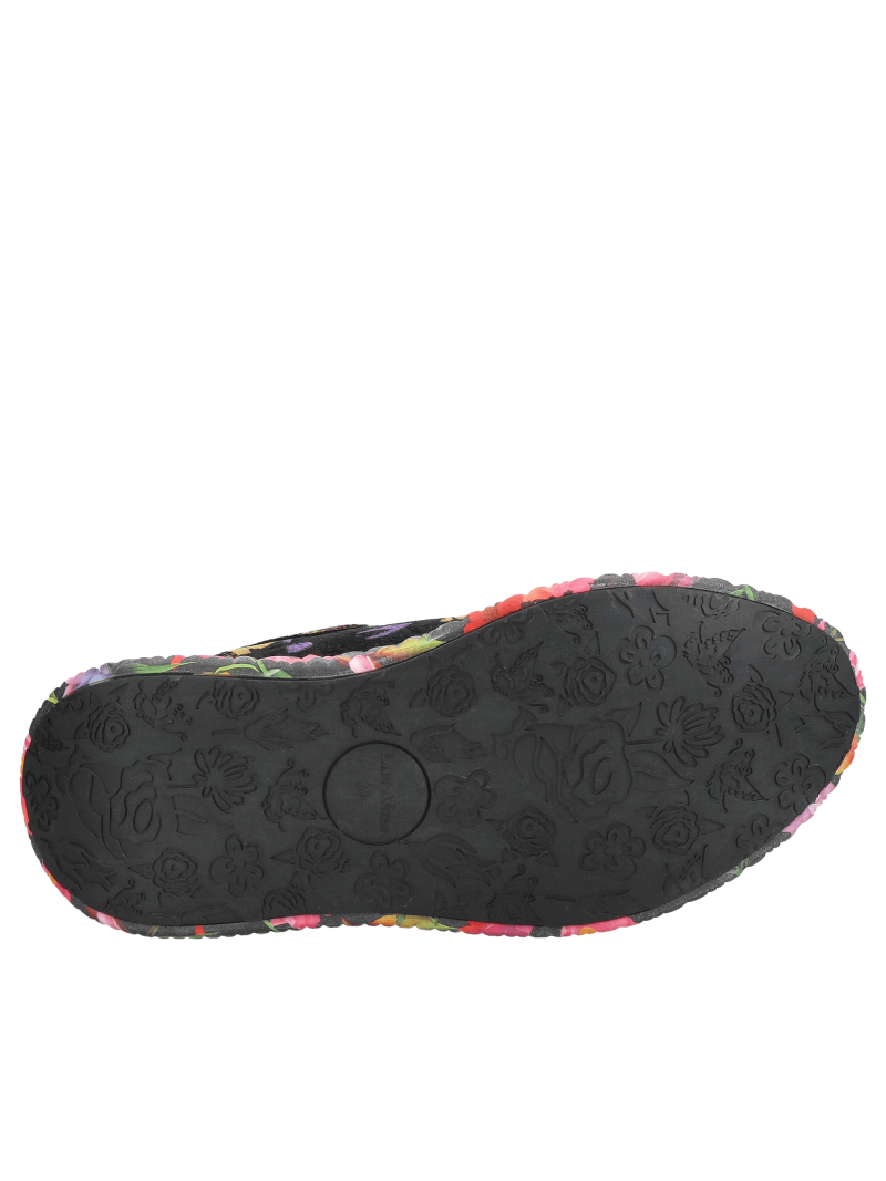 Women's leather sports shoes, limited edition Women's leather sports shoes, limited edition