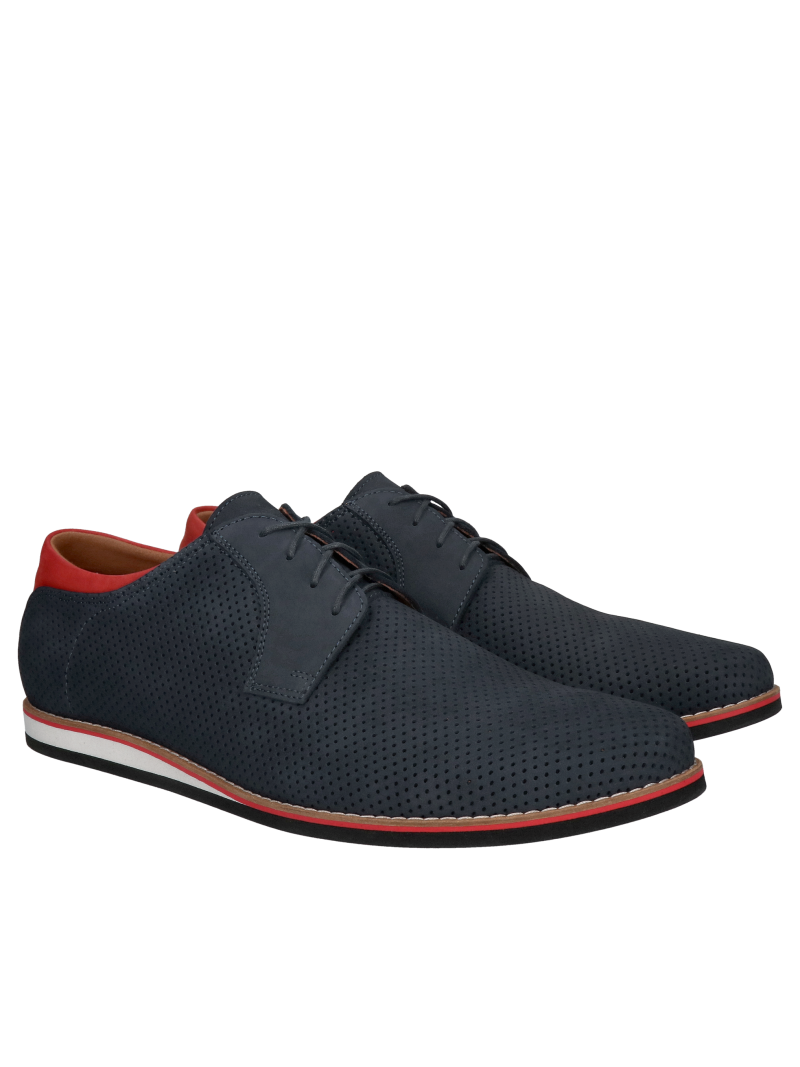 Comfortable and lightweight shoes for summer, punched suede leather