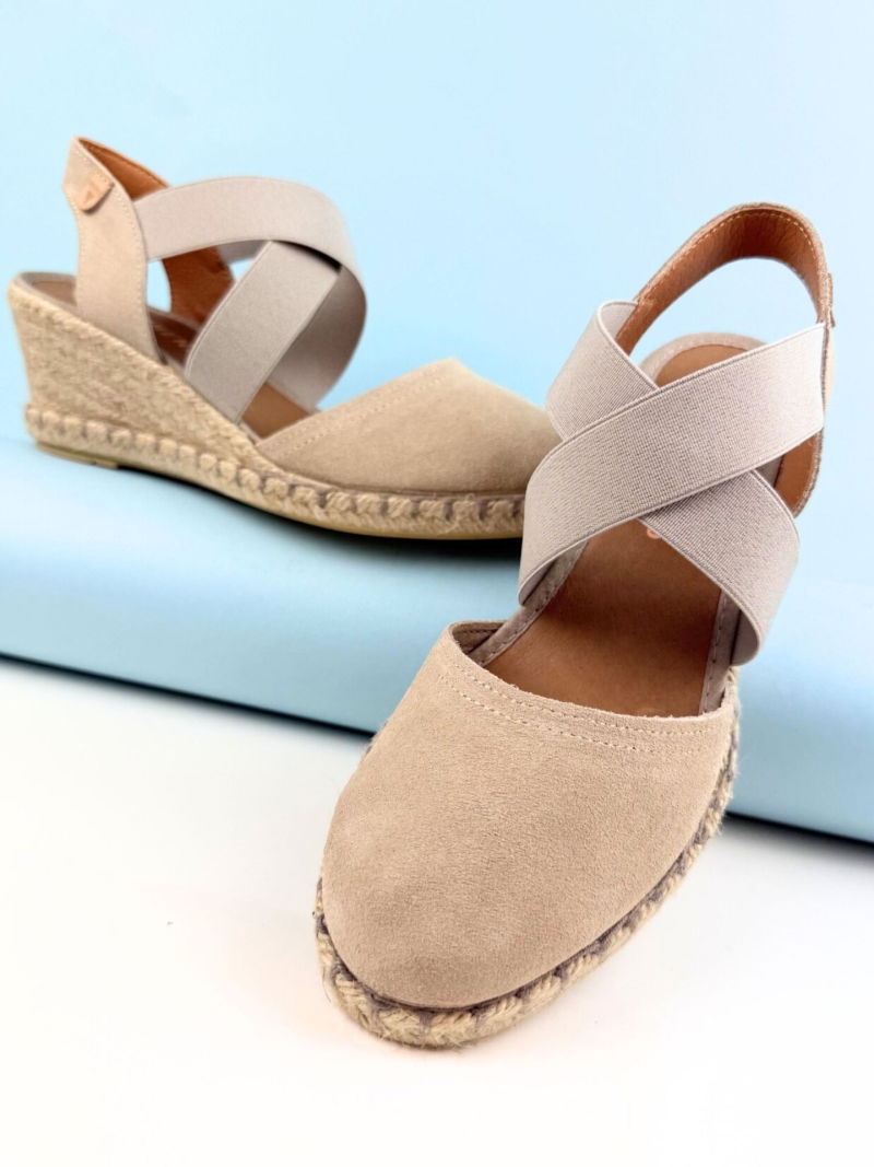 Women's shoes with covered toe for walking stable, comfortable, Konopka shoes