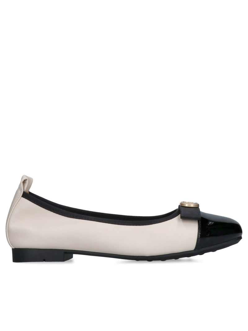 Women's ballerinas with bow - for women who appreciate style