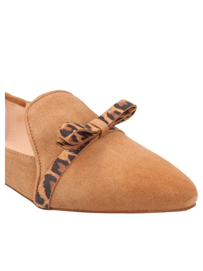 Women's cuoio loafers, light and comfortable with a delicate bow