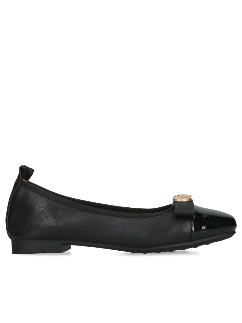 Fashionable women's ballerinas with lacquered nose, unique design, Konopka shoes