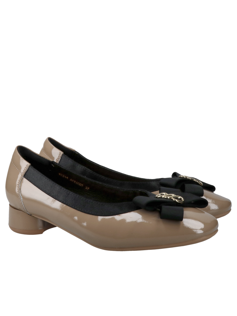 Elegant women's ballerinas for wedding and special occasions