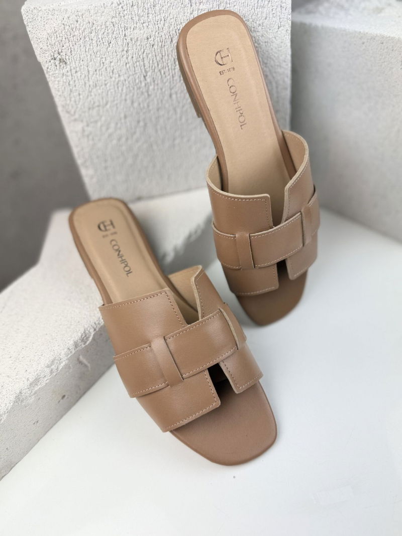 Polish women's leather flip-flops, Conhpol Bis women's flat flip-flops