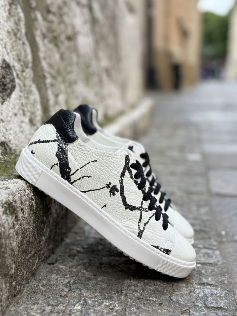 Women's sports shoes, white sneakers, for everyday fashionable look, Conhpol Bis, Konopka Shoes