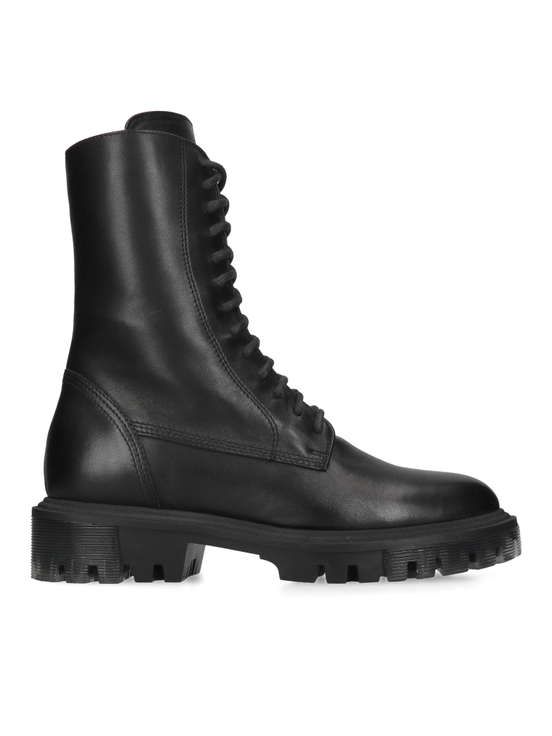 Lace-up boots, fashionable women's boots from a Polish manufacturer, women's winter boots made of natural leather