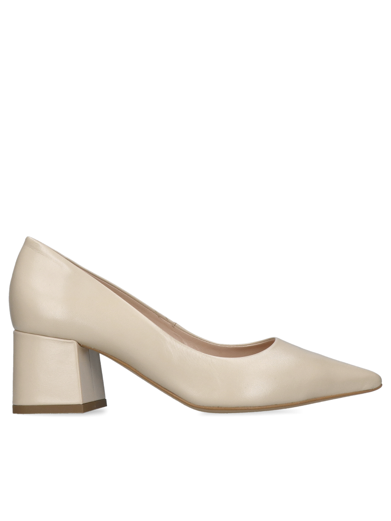 Light beige pumps with a comfortable block heel, leather from a Polish manufacturer
