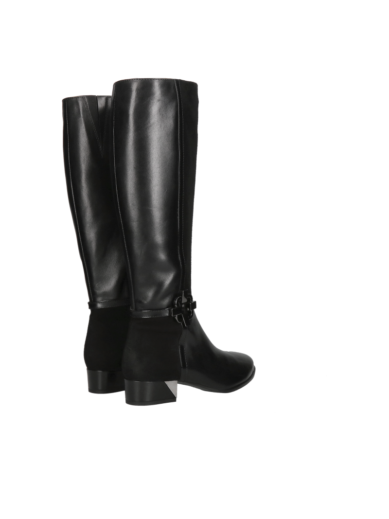 Comfortable women's boots made of natural leather, knee-high boots, elegant and stylish with high-quality workmanship