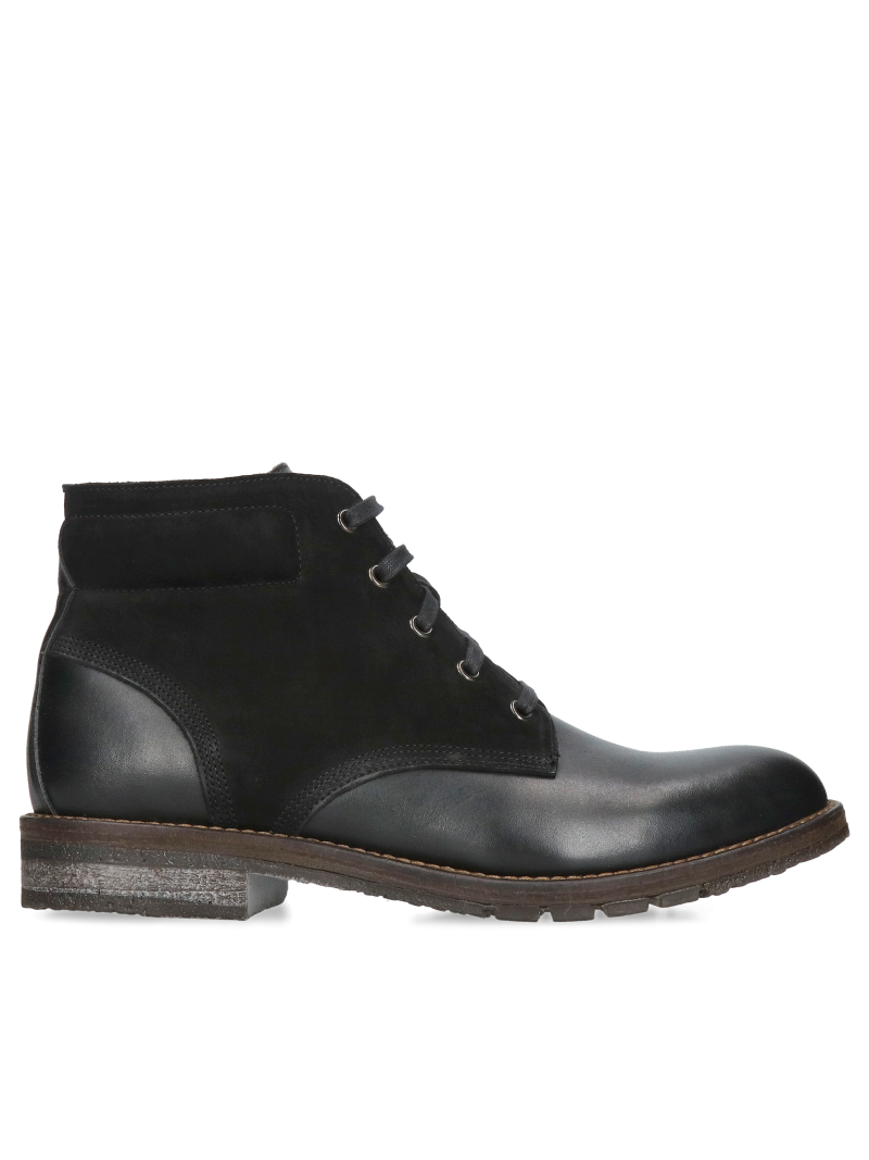 Men's insulated winter boots with thick soles