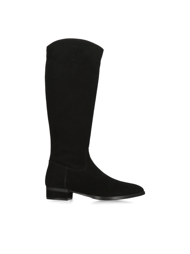 Suede boots with pointed toes, soft leather and high quality