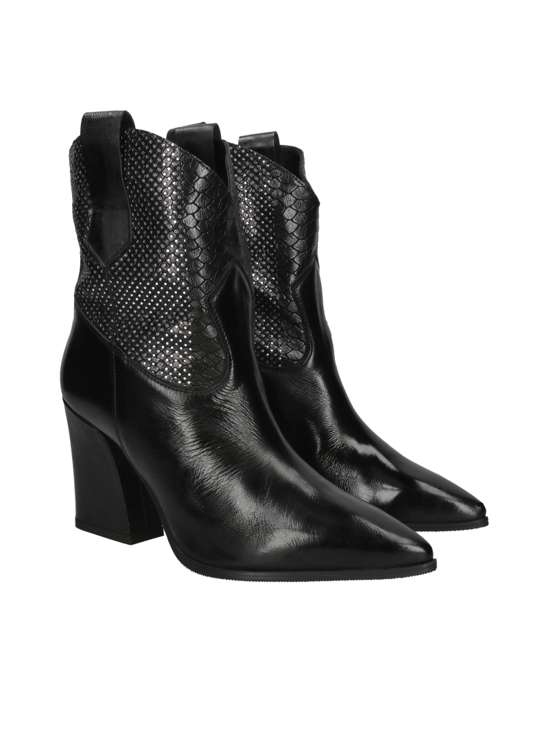 Women's cowgirl boots made of grain leather, pointed-toe ankle boots with a comfortable heel