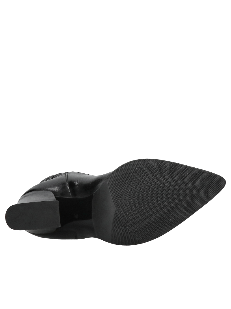 Women's cowgirl boots made of grain leather, pointed-toe ankle boots with a comfortable heel