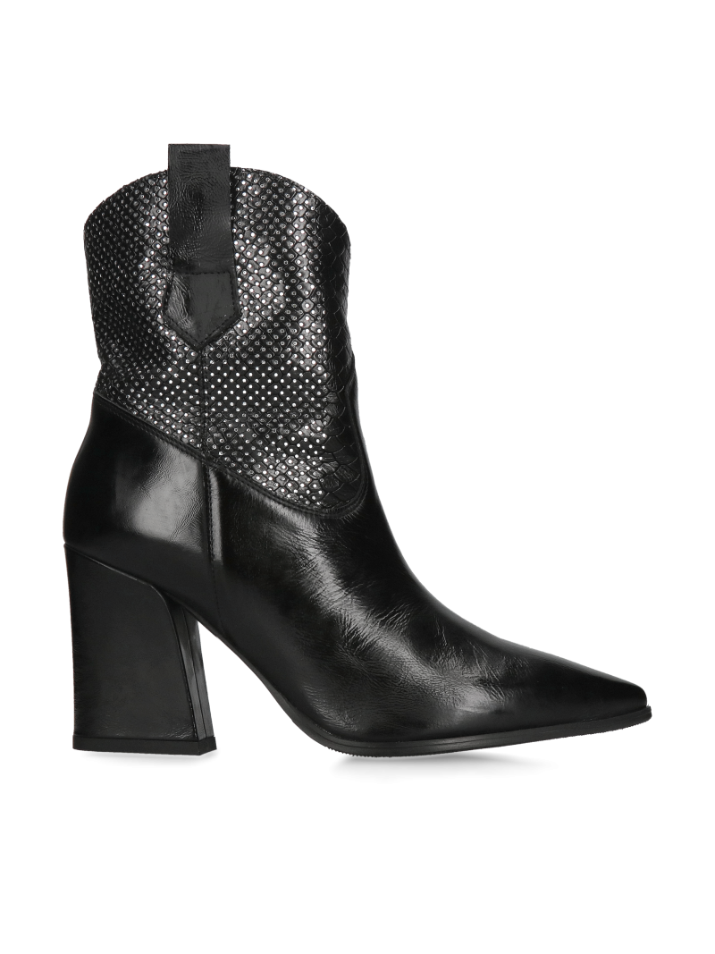 Women's cowgirl boots made of grain leather, pointed-toe ankle boots with a comfortable heel