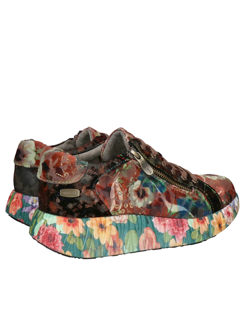 Original women's sneakers with a functional zipper at the front