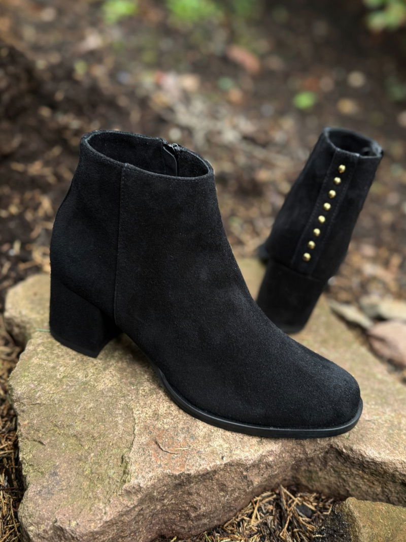 Women's suede ankle boots - high quality craftsmanship