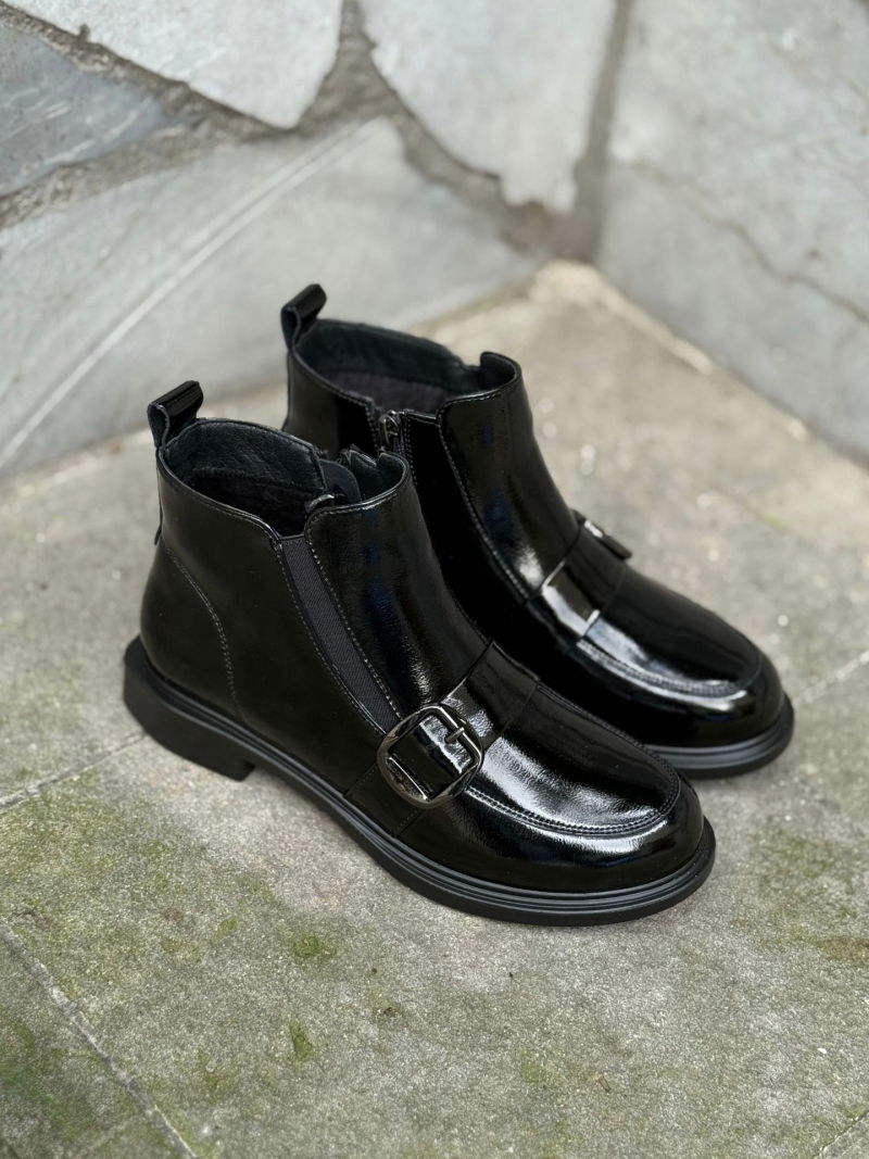 Women's insulated winter boots, slip-on leather boots, comfortable and lightweight, Konopka shoes