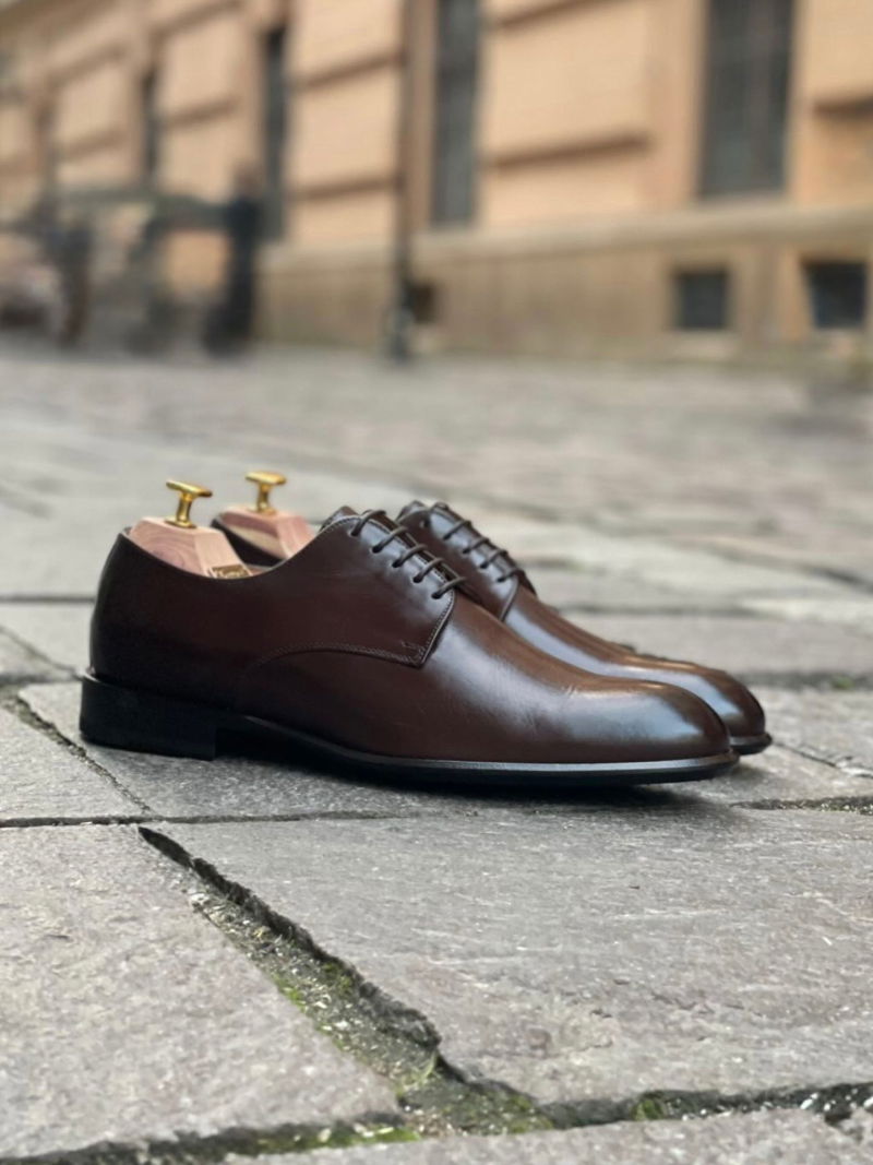 Premium men's shoes, brown elegant shoes for a suit with leather soles, Konopka Shoes
