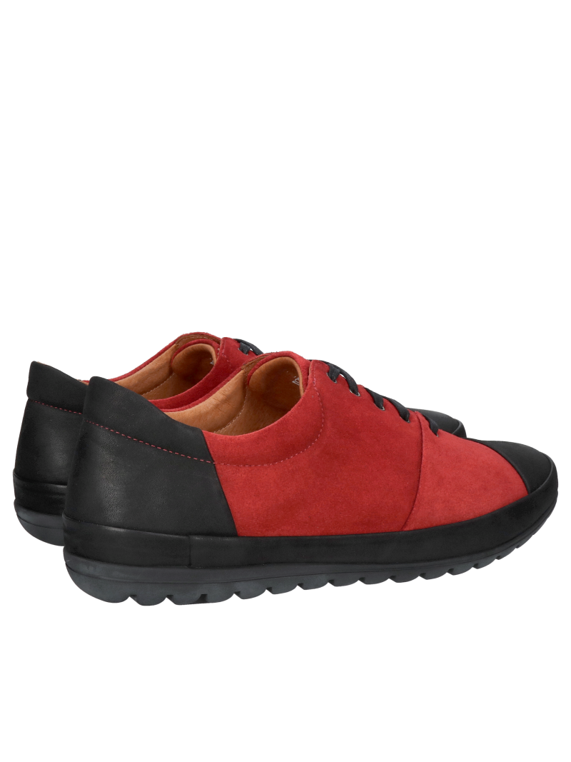 Men's red leather shoes, comfortable suede men's shoes with a soft and removable insole